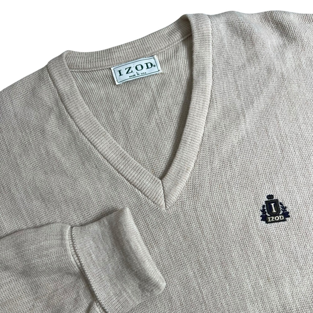 Vintage Izod Mens Large Cream V Neck Crest Logo Knit Sweater‎ Preppy Made In USA